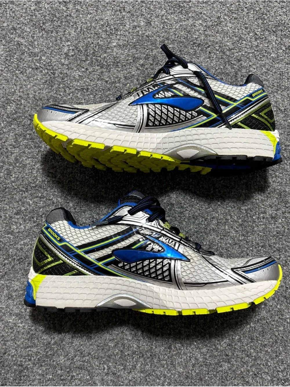 Brooks Silver Blue Black Neon Yellow Athletic Running Shoes